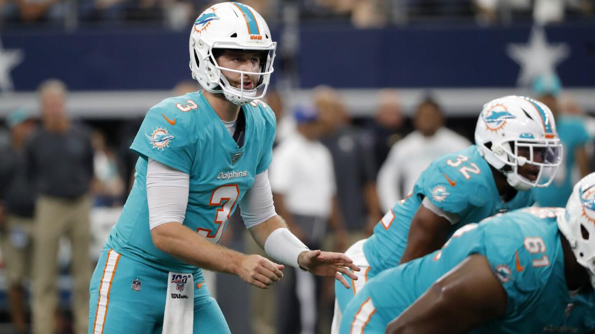 The Miami Dolphins' Logo Needs Its Helmet Back, Permanently