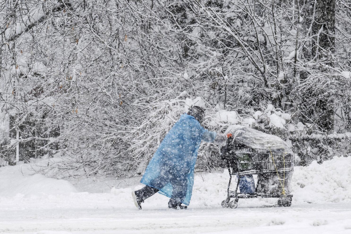 New England battling a mix of wind, rain, sleet and heavy snow – The Journal