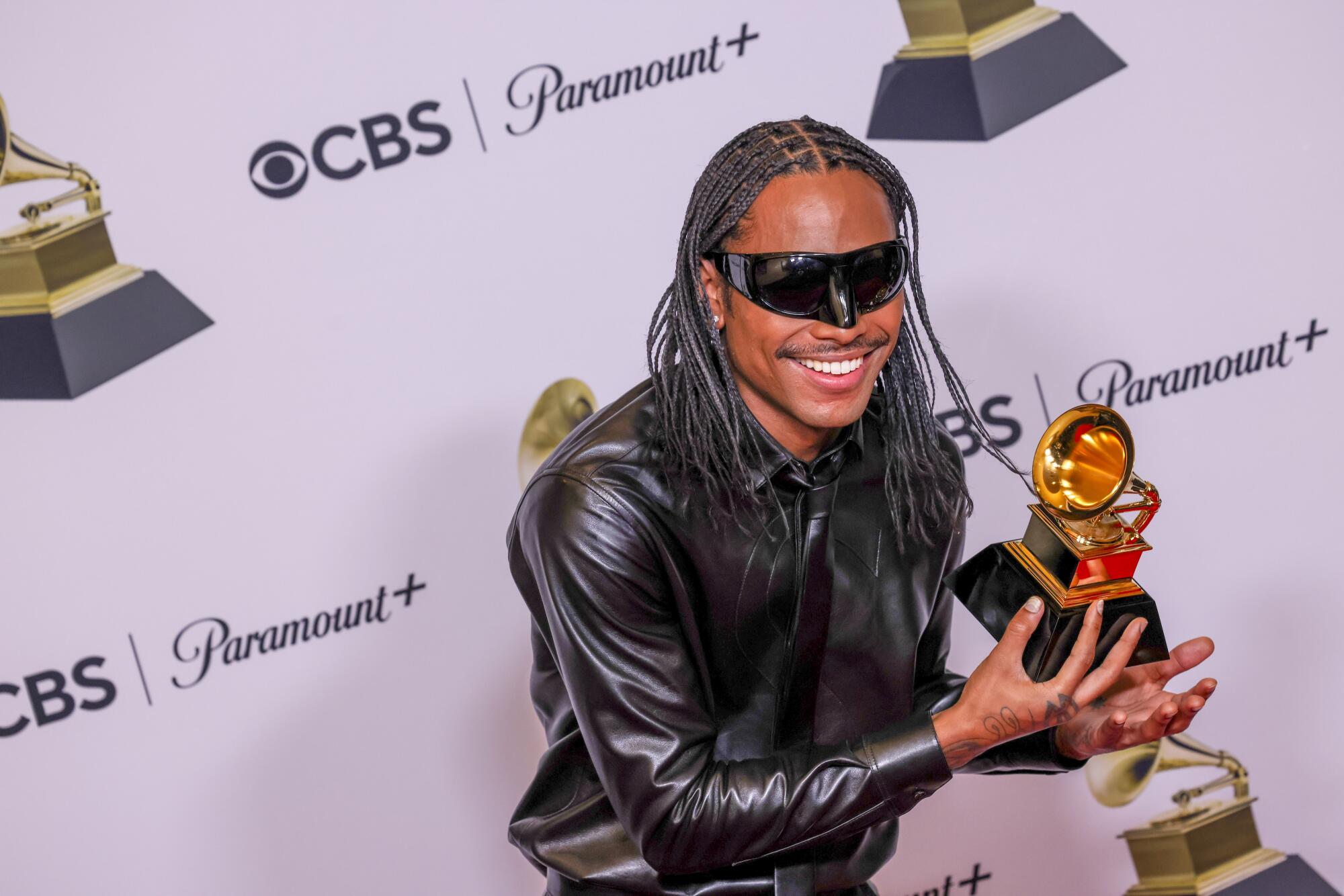 Steve Lacy no 65º Grammy Awards.