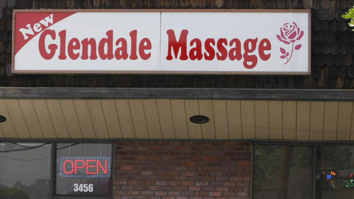 The Planning Commission on Wednesday will vote on amendments to the city code that would require all massage establishments — existing and new ones — to obtain a conditional-use permit.