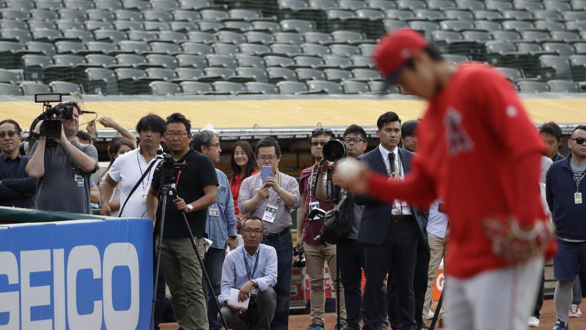 Nomomania grips L.A., Japan when Hideo Nomo dominates in 1995 - Los Angeles  Times