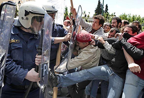 May Day images from around the globe - Greece