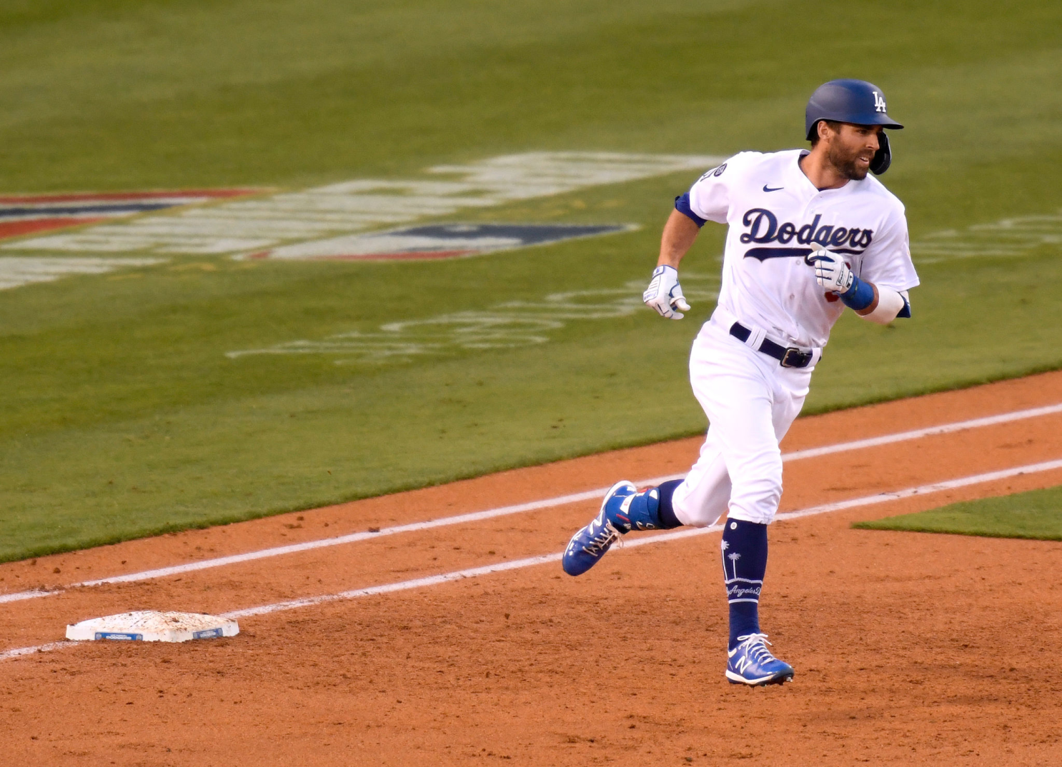 Ex-Boston Red Sox Mookie Betts makes laser outfield assist, homers for  first time with Dodgers (videos) 