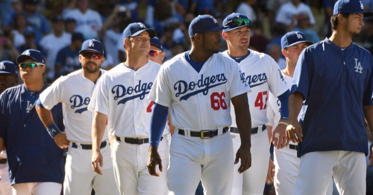 Diverse Dodgers’ roster mirrors melting pot that is Los Angeles Los