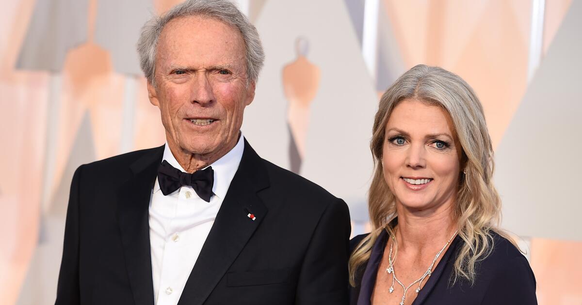 Clint Eastwood rend hommage à Christina Sandera,