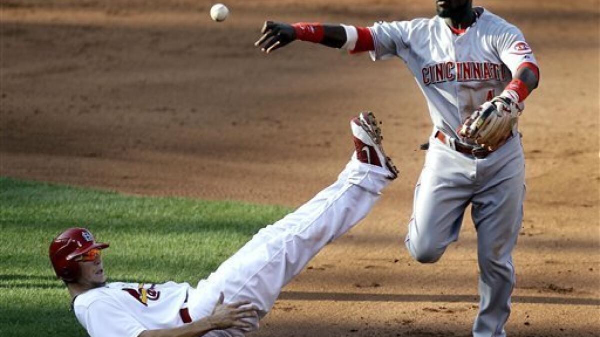 Joey Votto makes history with his 2,000th hit as the Reds beat the