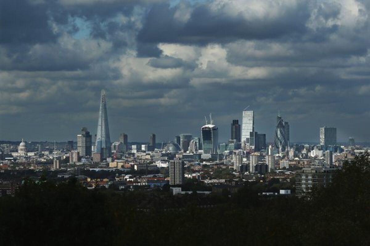 Almost 100 publishers closed in Britain in the last year; e-books and discounts were the cause, according to an accounting firm's report. Above, the London skyline.