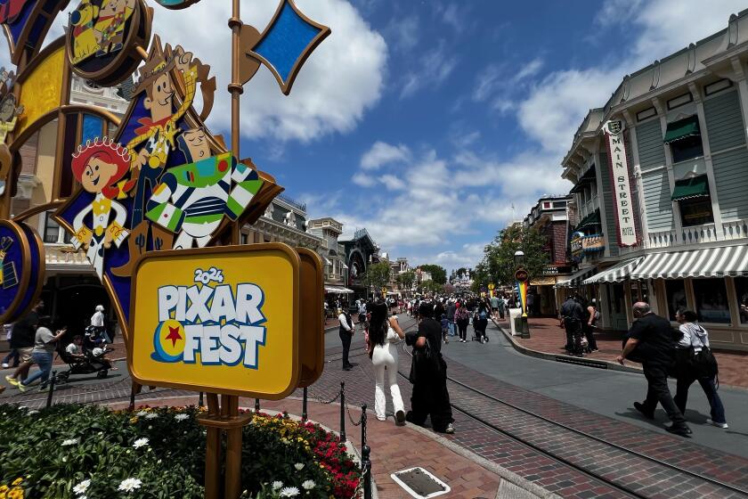 Disneyland inauguró hoy su nueva atracción Pixar Fest