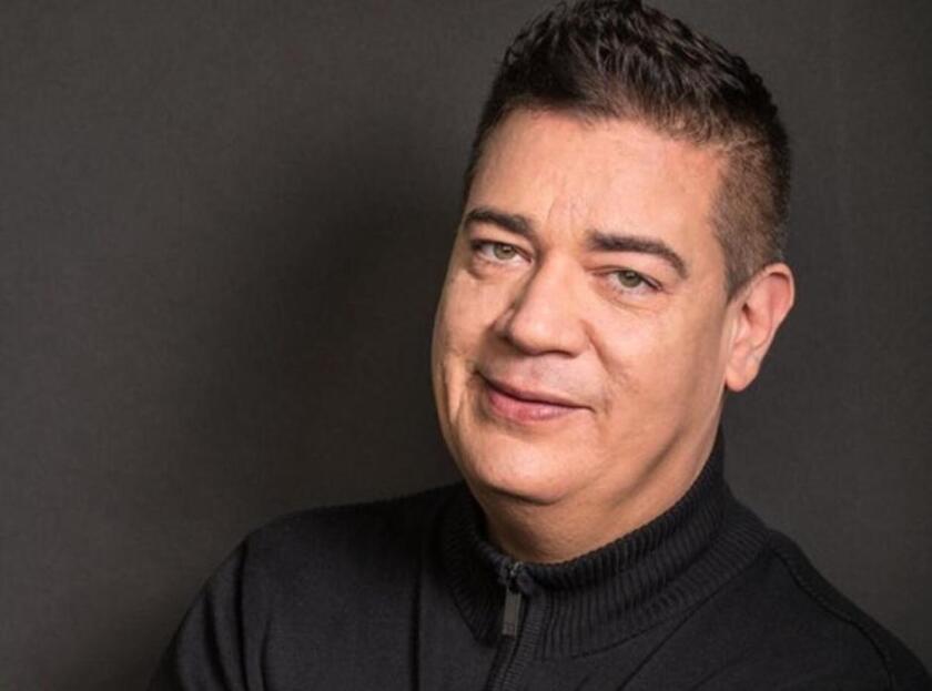 Ray Reyes ingresó al grupo Menudo en 1983 en sustitución de Xavier Serbia.