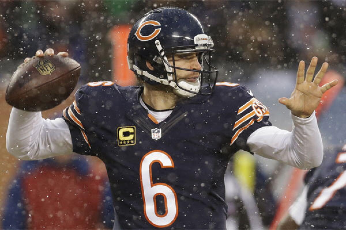 Bears sign Jay Cutler to 7-year contract