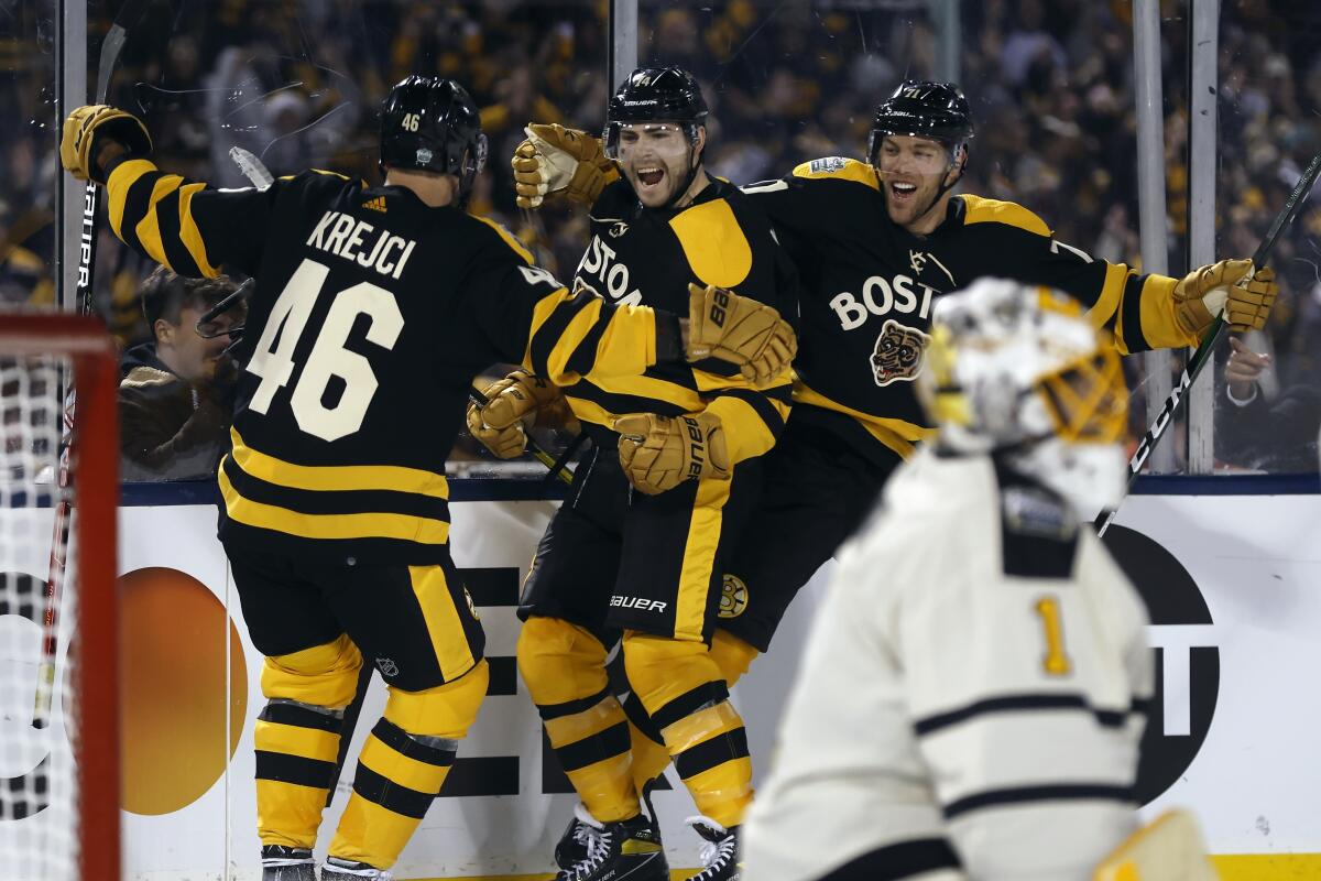 DeBrusk rallies Bruins past Penguins, 2-1 in Winter Classic