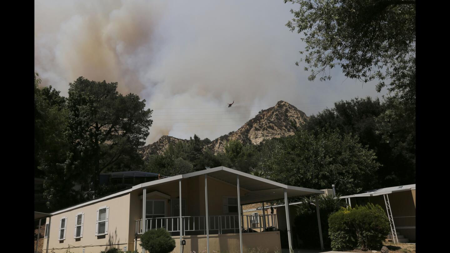 Santa Clarita brush fire