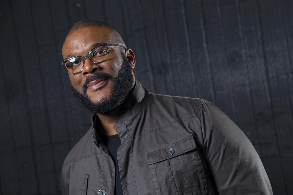 Tyler Perry Reputation Tyler Perry's accuser, Derek Dixon, speaks on sexual harassment suit ...