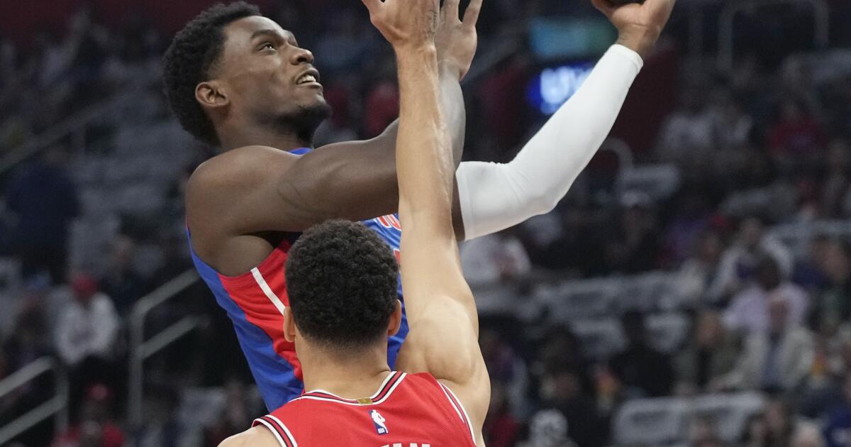 LaVine’s 51 points not enough for Bulls in 118-102 loss to Pistons