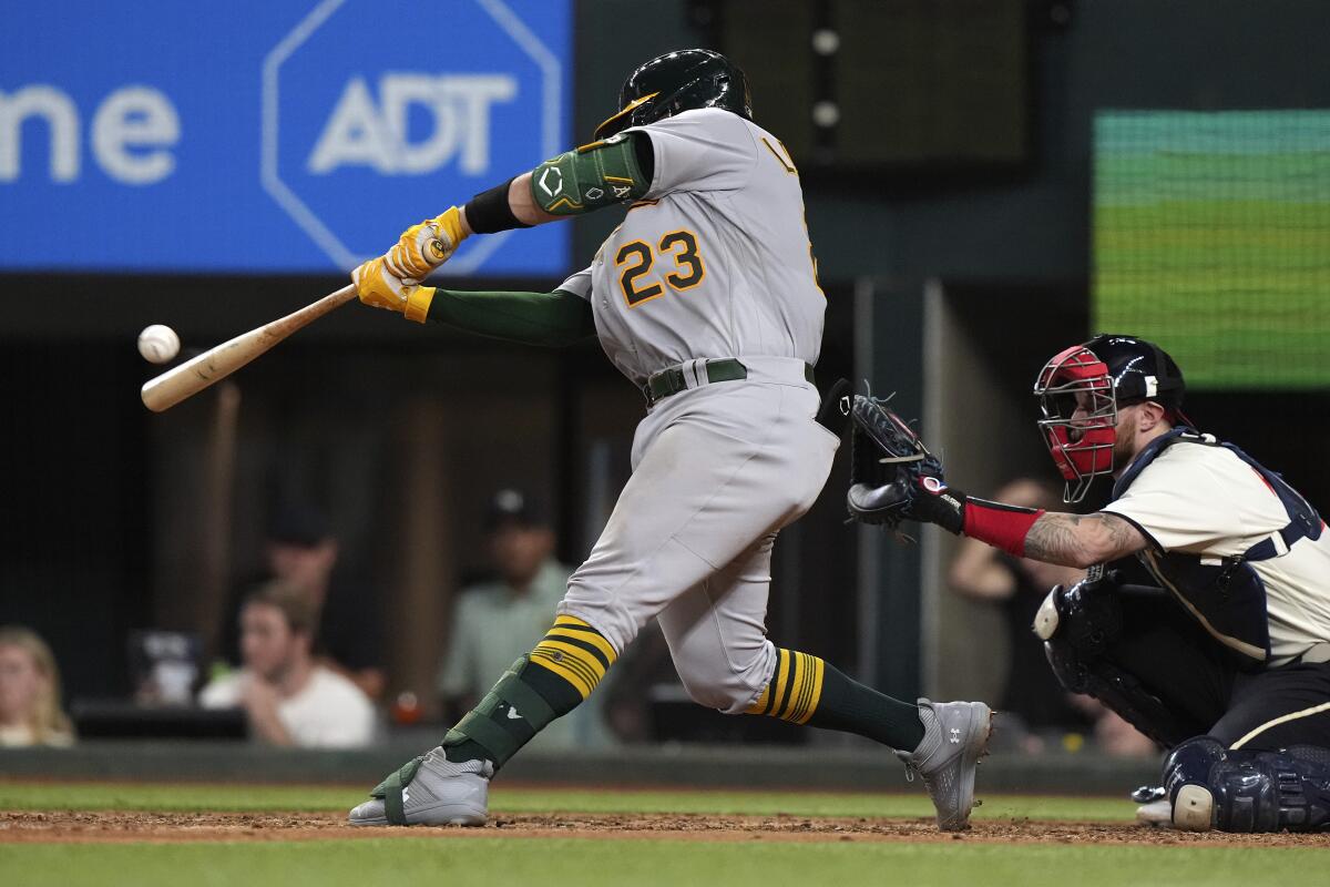 Marcus Semien, Corey Seager guide Rangers past A's