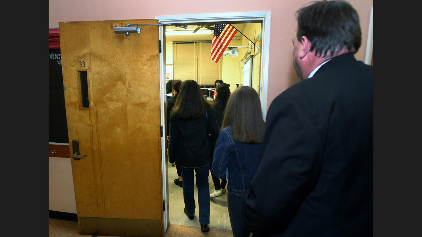 Photo Gallery: 8th grade girls and their parents get classroom tour at FSHA