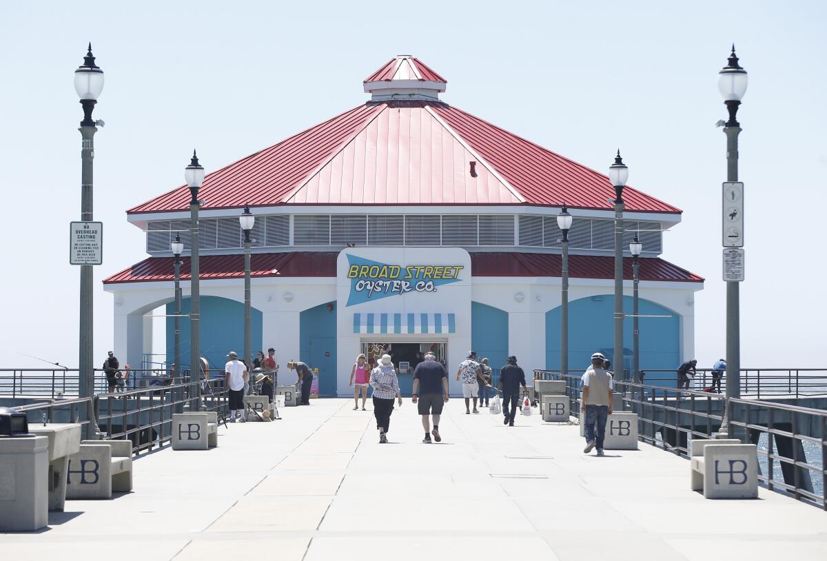 Broad Street Oyster Co. at the end of the Huntington Beach Pier.