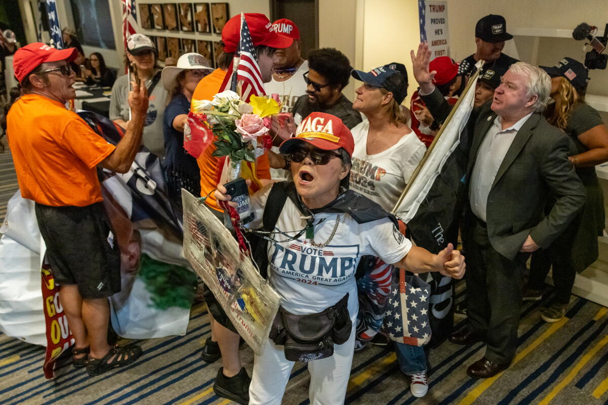 Cal Gop California GOP primary changes flare tensions, boost Trump - Los ...
