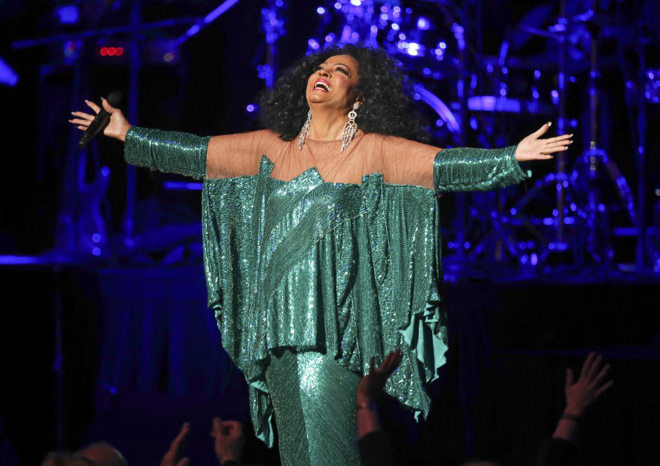 Diana Ross at the Chicago Theare