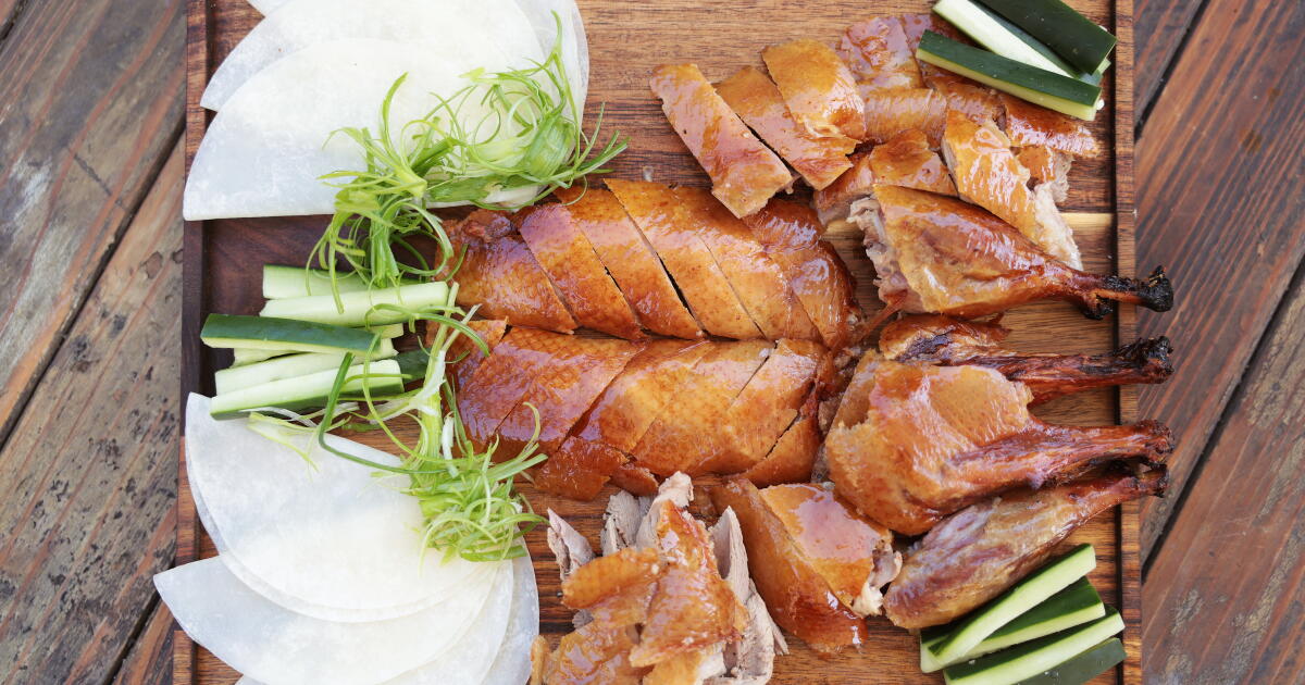 That Peking Duck Guy is the backyard pop-up that’s now a celebrity sensation That Peking Duck Guy is the backyard pop-up that’s now a celebrity sensation