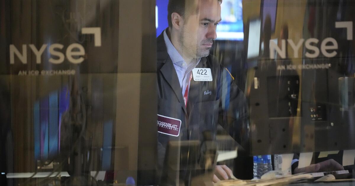 Stocks rally ahead of hotly anticipated inflation report - Los Angeles ...
