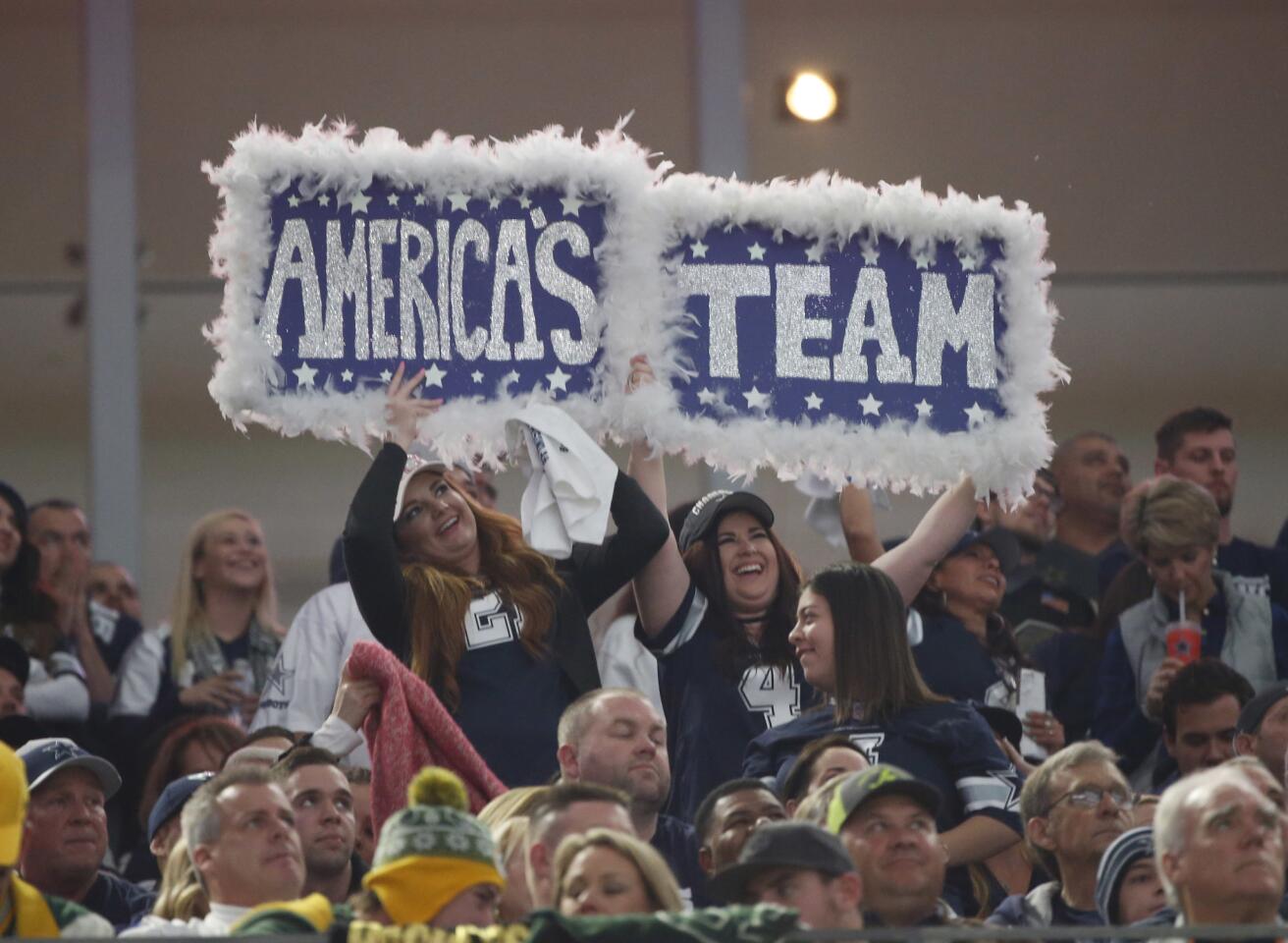 APphoto_Packers Cowboys Football