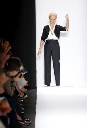 Carolina Herrera - Runway - Spring 09 MBFW