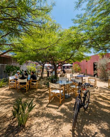 People eat outdoors at Mariscos Za Za Za 