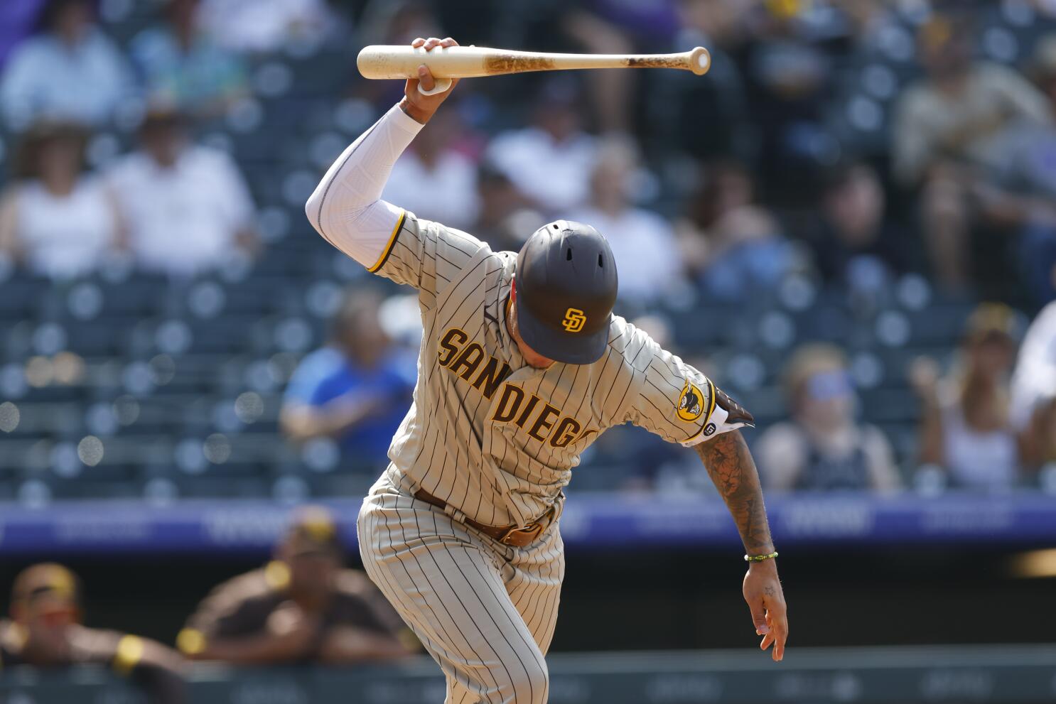 Giants score 12 runs vs. Padres after team home run derby