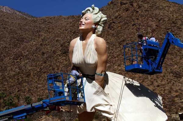 Statue of iconic blond Marilyn Monroe is installed at its new home in downtown Palm Springs.