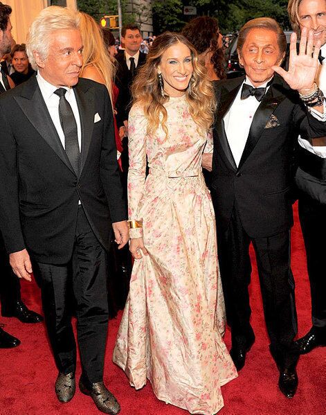 Giancarlo Giammetti, Sarah Jessica Parker and Valentino Garavani attend the "Schiaparelli and Prada: Impossible Conversations" Costume Institute Gala at the Metropolitan Museum of Art in New York City. It's more commonly known as the Met Gala.