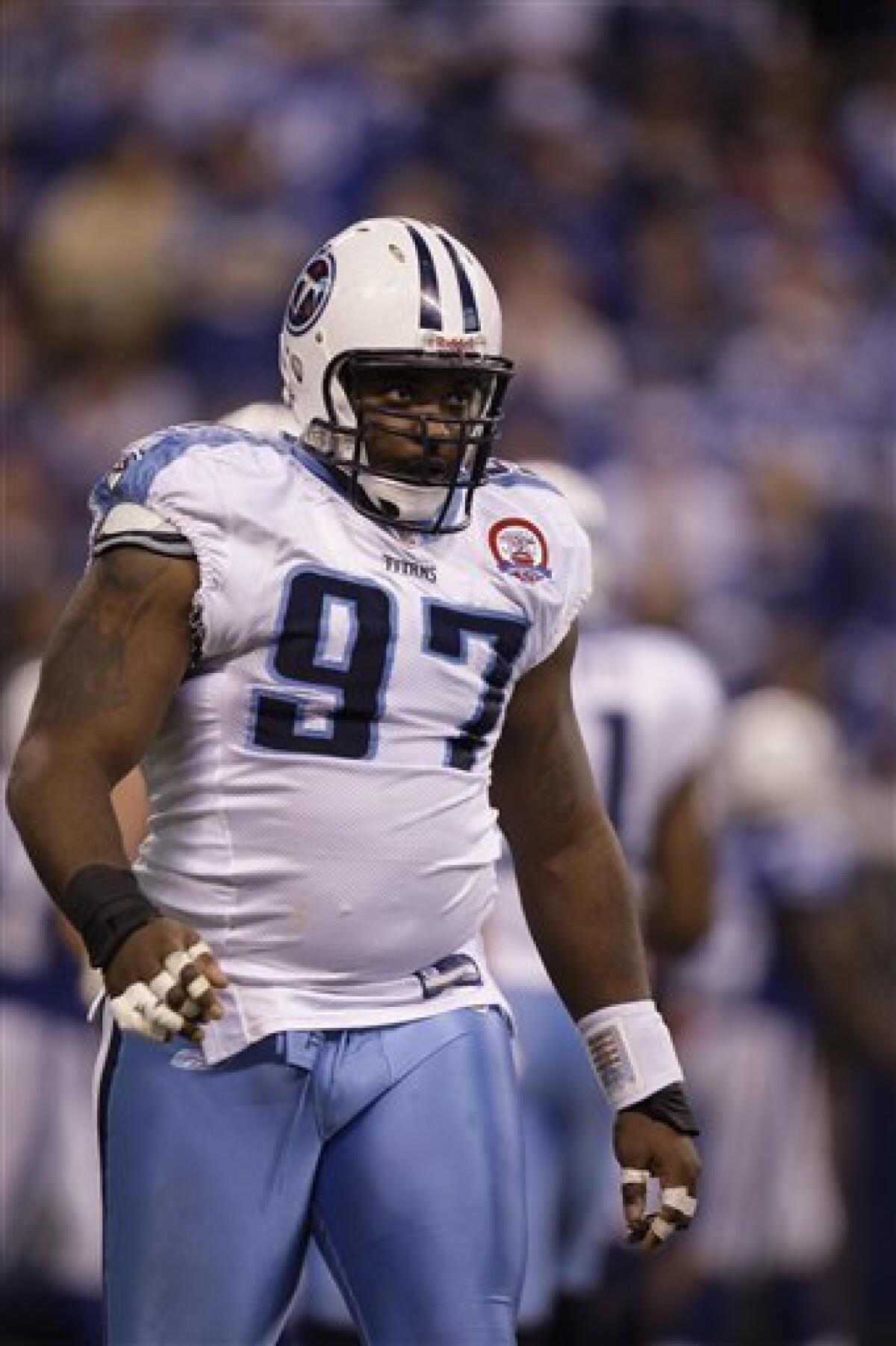 Titans, DT agree to 3-year deal worth $17 million - The San Diego  Union-Tribune