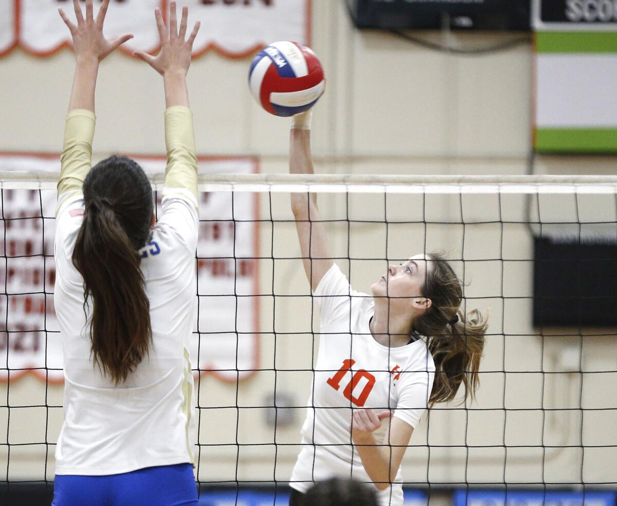 Huntington Beach's Ellie Esko (10), seen against Santa Margarita.