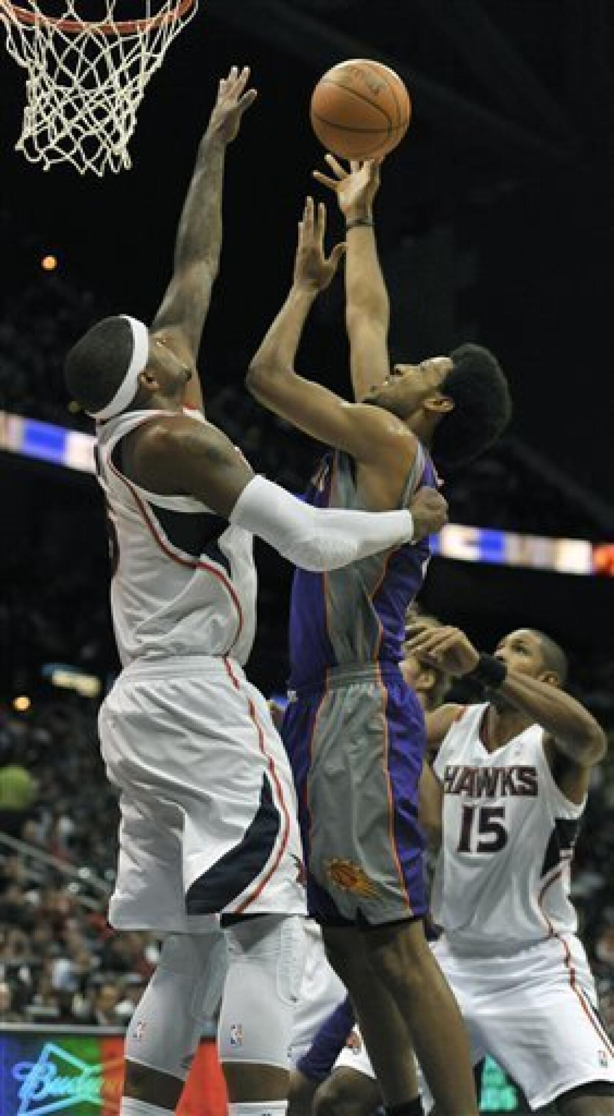 Richardson, Suns give Hawks first loss, 118-114 - The San Diego