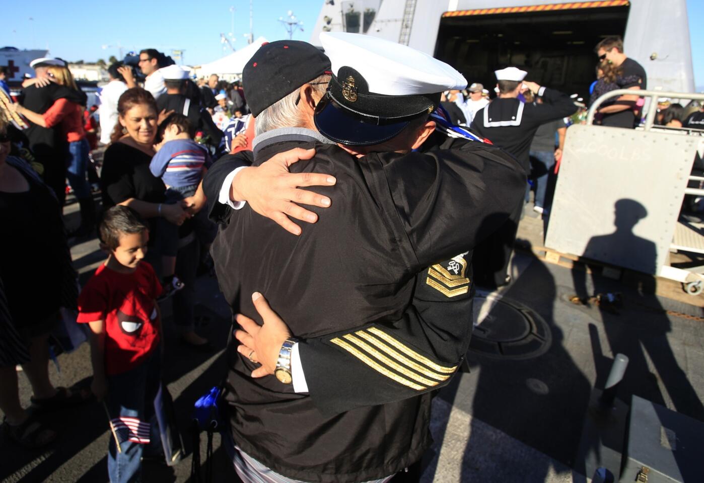 The Navy ship Freedom returns, bringing sailors home in time for Christmas.