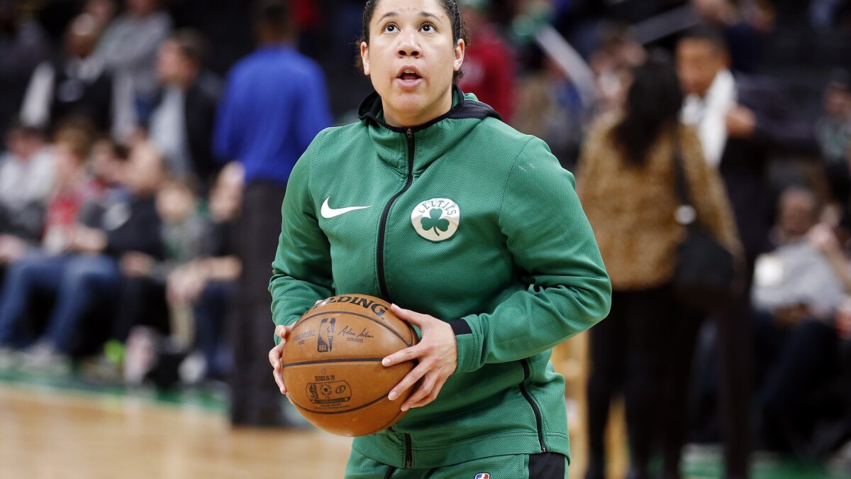 Duke Hires Celtics Kara Lawson To Lead Women S Basketball Team Los Angeles Times