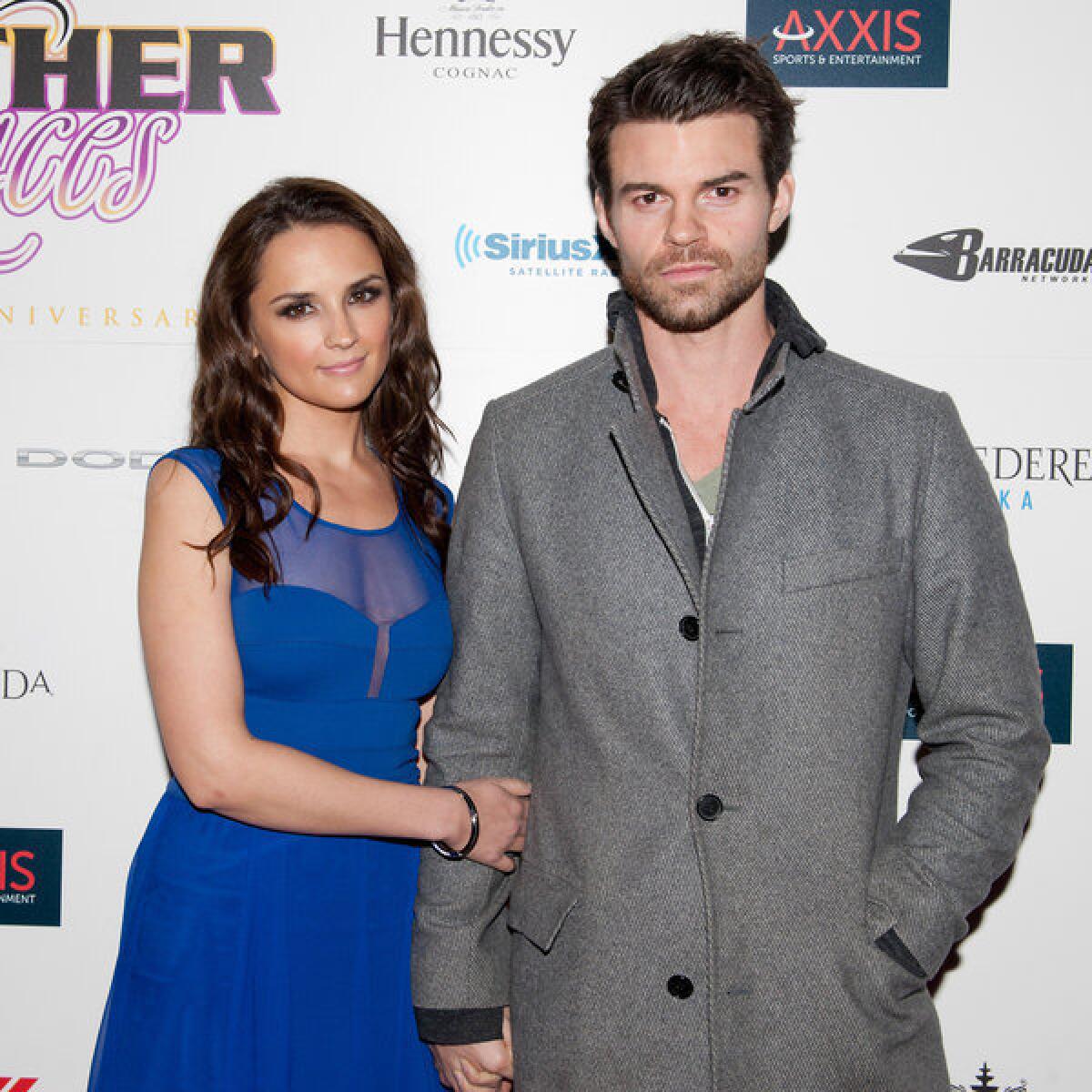 Actress Rachael Leigh Cook and husband Daniel Gillies have welcomed a baby girl.
