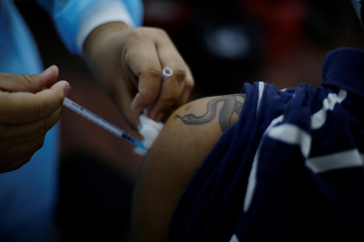 El Salvador acumula 2.484 muertes por el coronavirus con 7 fallecidos más