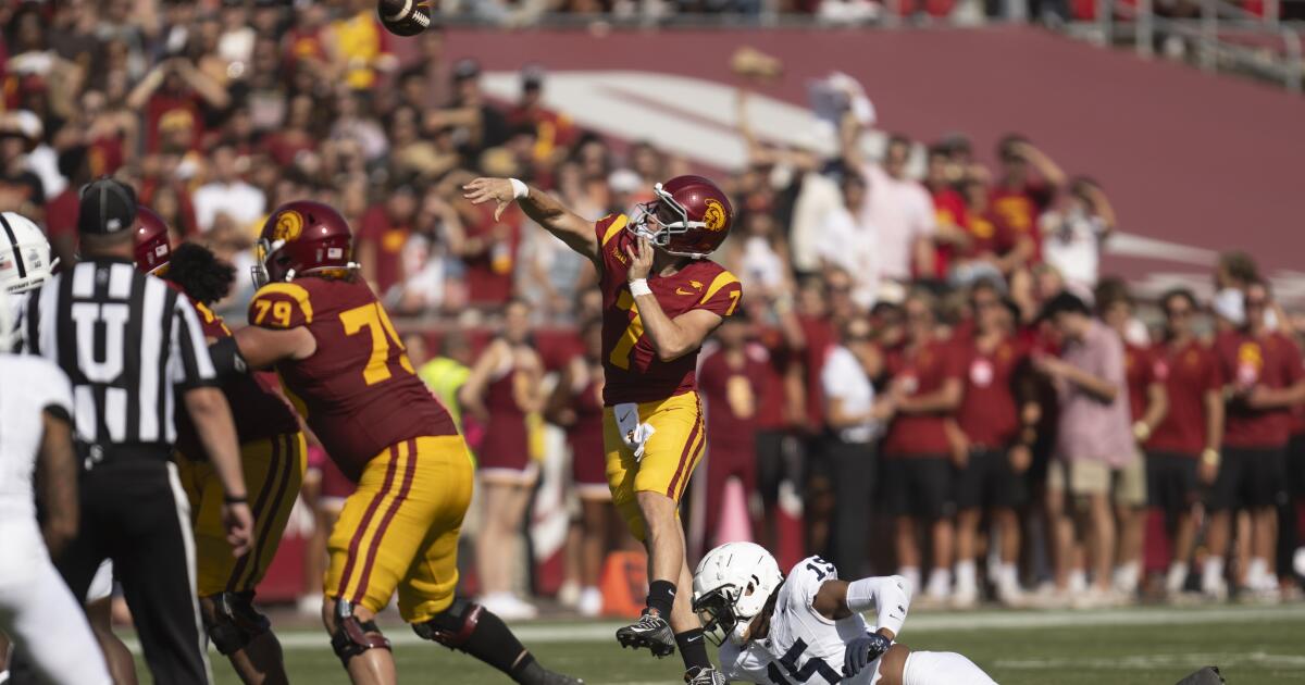 Miller Moss remains USC’s QB. But USC is struggling to air it out more than usual