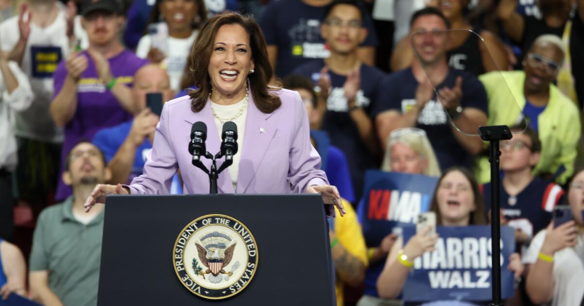 Harris raises  million in San Francisco, touts California roots