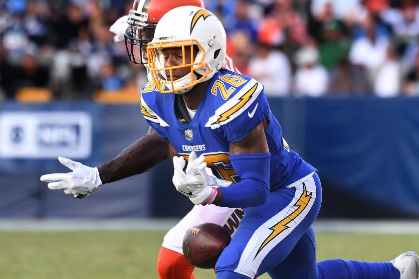 Chargers cornerback Casey Heyward steps in front of Browns receiver Josh Gordon and almost comes up with an interception in the 3rd quarter.