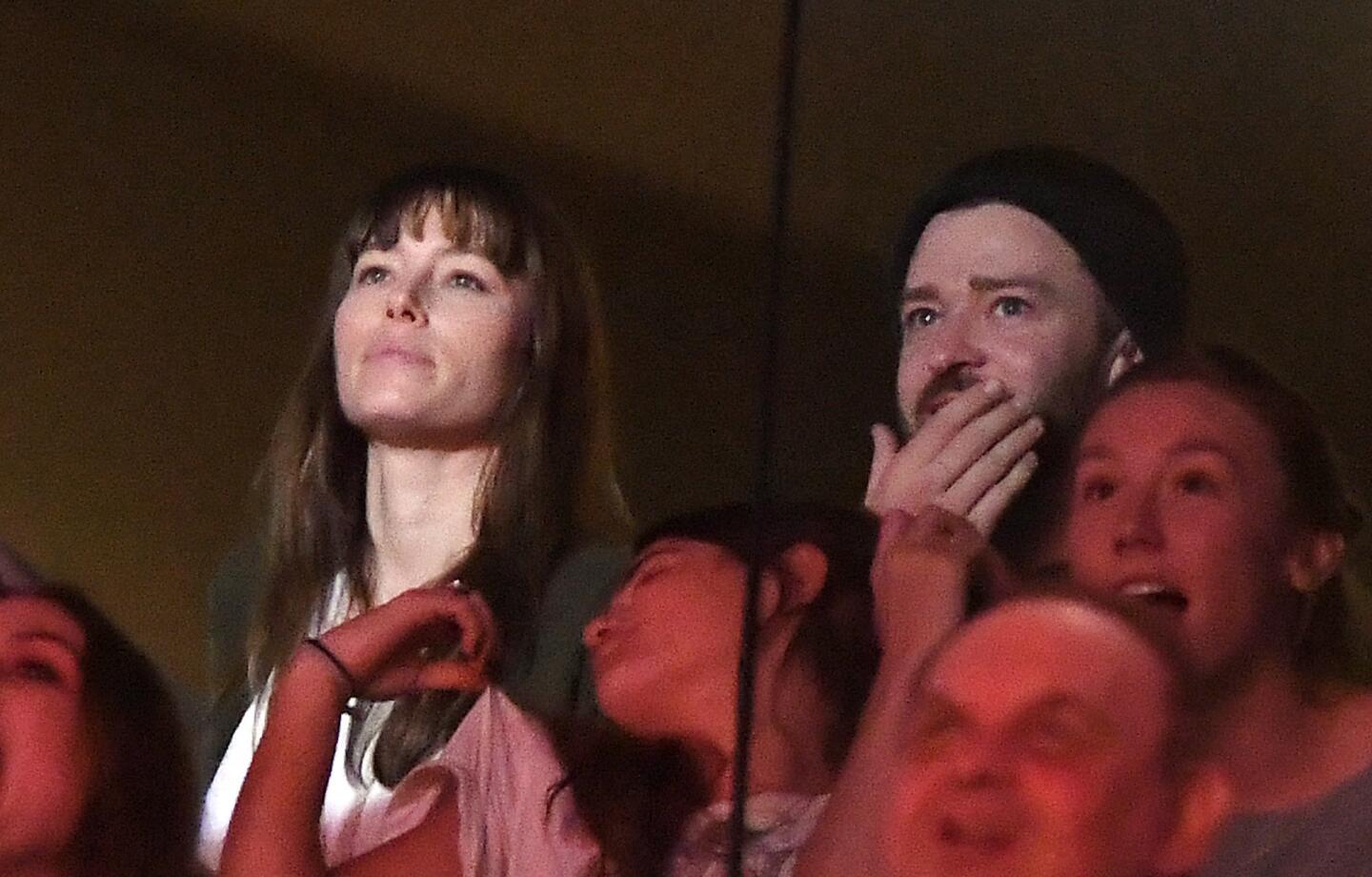 Jessica Biel and Justin Timberlake watch during the second half of an NBA basketball game between the Los Angeles Lakers and the Memphis Grizzlies, Tuesday, Jan. 3, 2017, in Los Angeles. The Lakers won 116-102. (AP Photo/Mark J. Terrill)