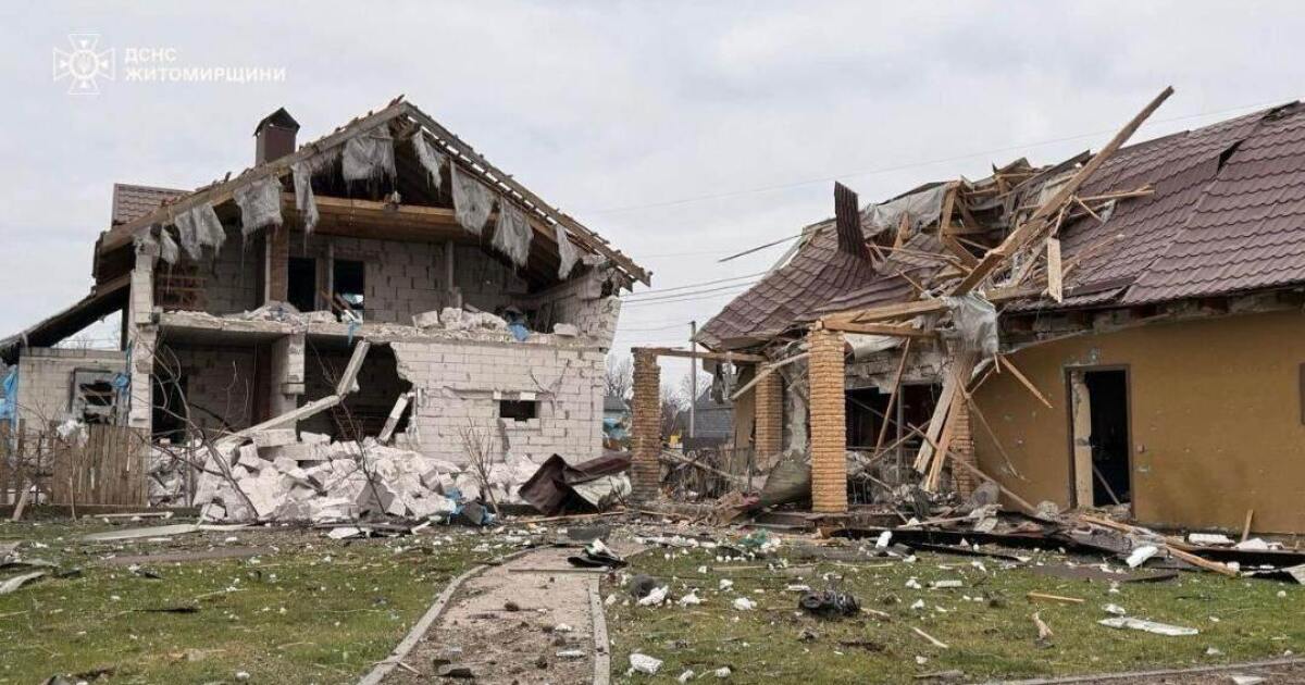 A Rússia lançou ataques massivos de drones e mísseis na Ucrânia, visando residências e a rede elétrica A Rússia lançou ataques massivos de drones e mísseis na Ucrânia, visando residências e a rede elétrica