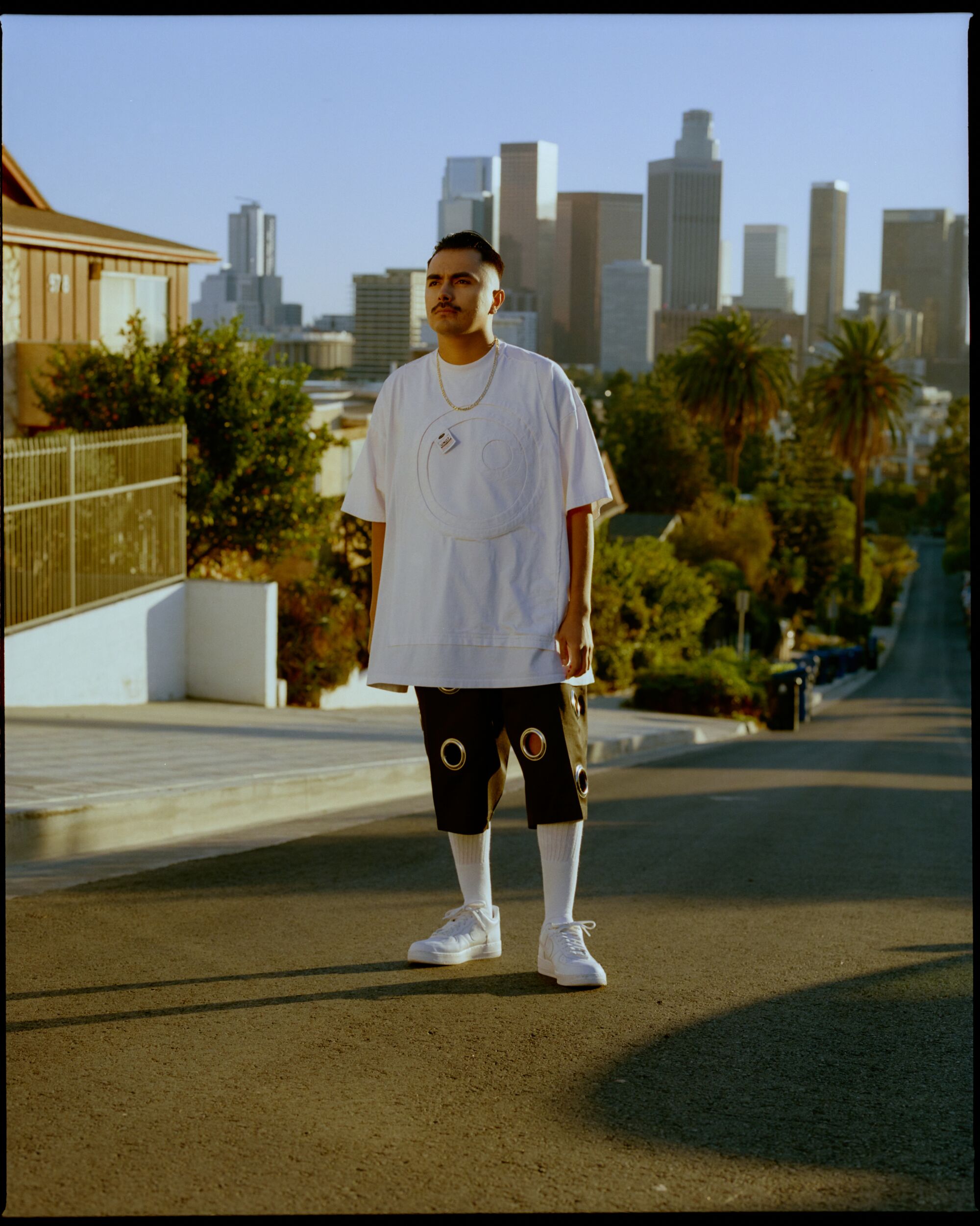 Felipe Romero Jr. wears a Second and 7th T-shirt and Çedouze shorts.