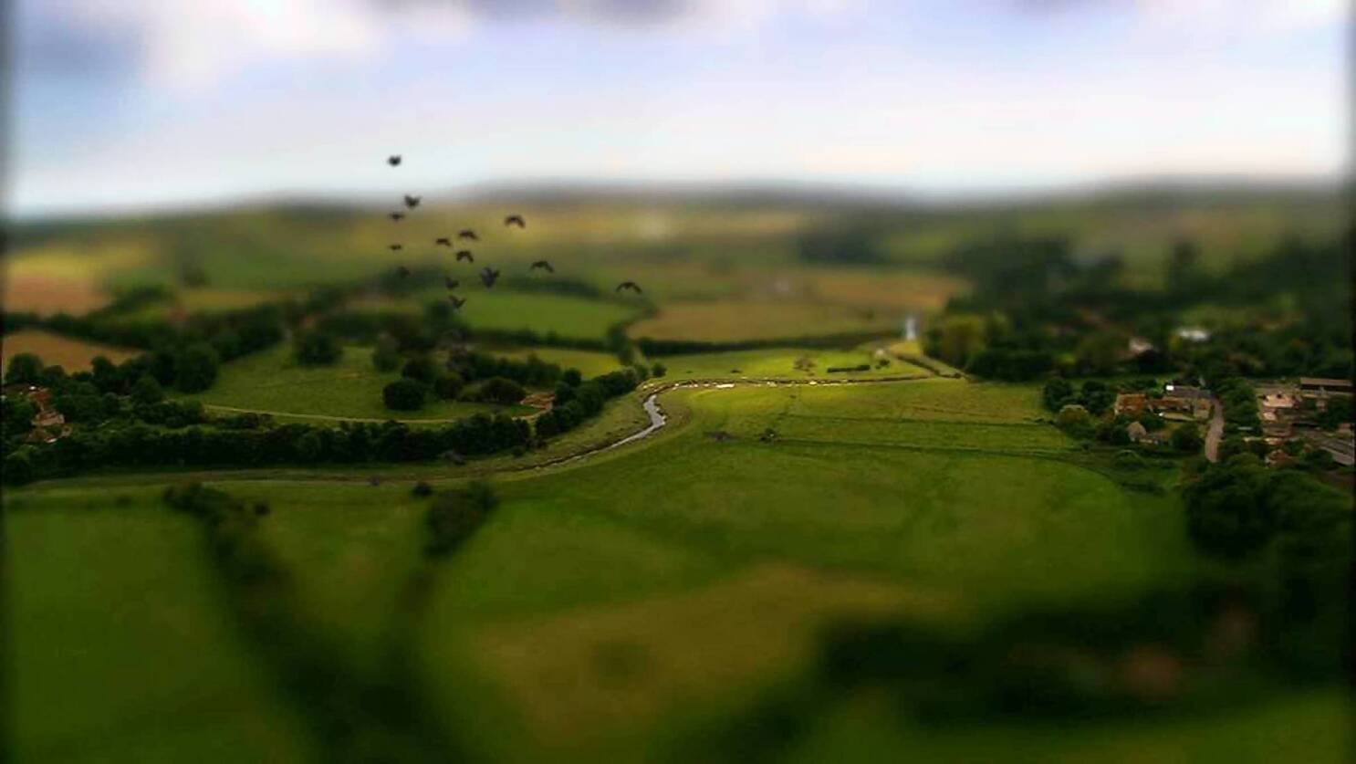 How to Create Tilt-Shift Miniature World Time-lapse?