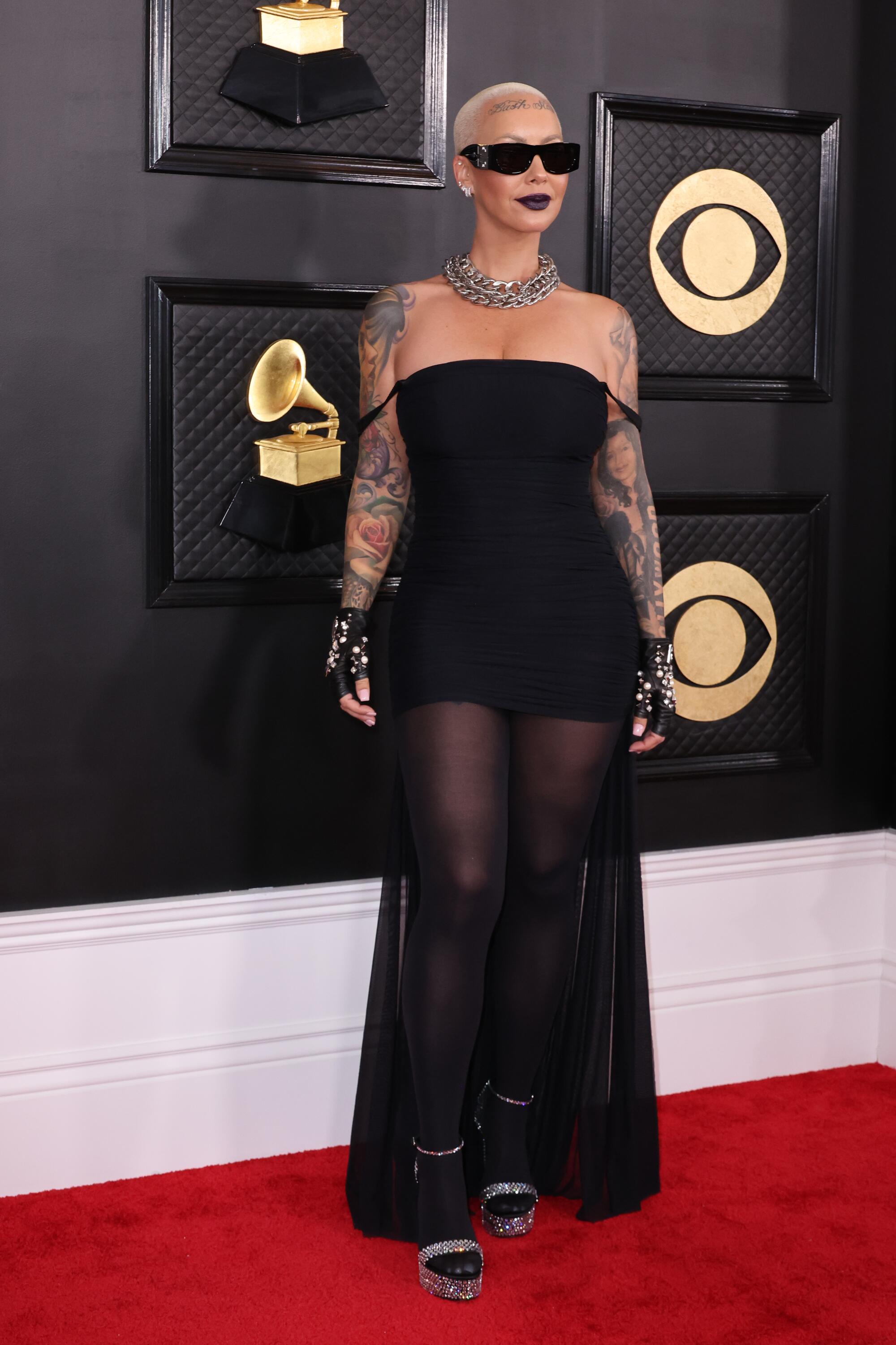 Amber Rose on the 2023 Grammy Awards red carpet.