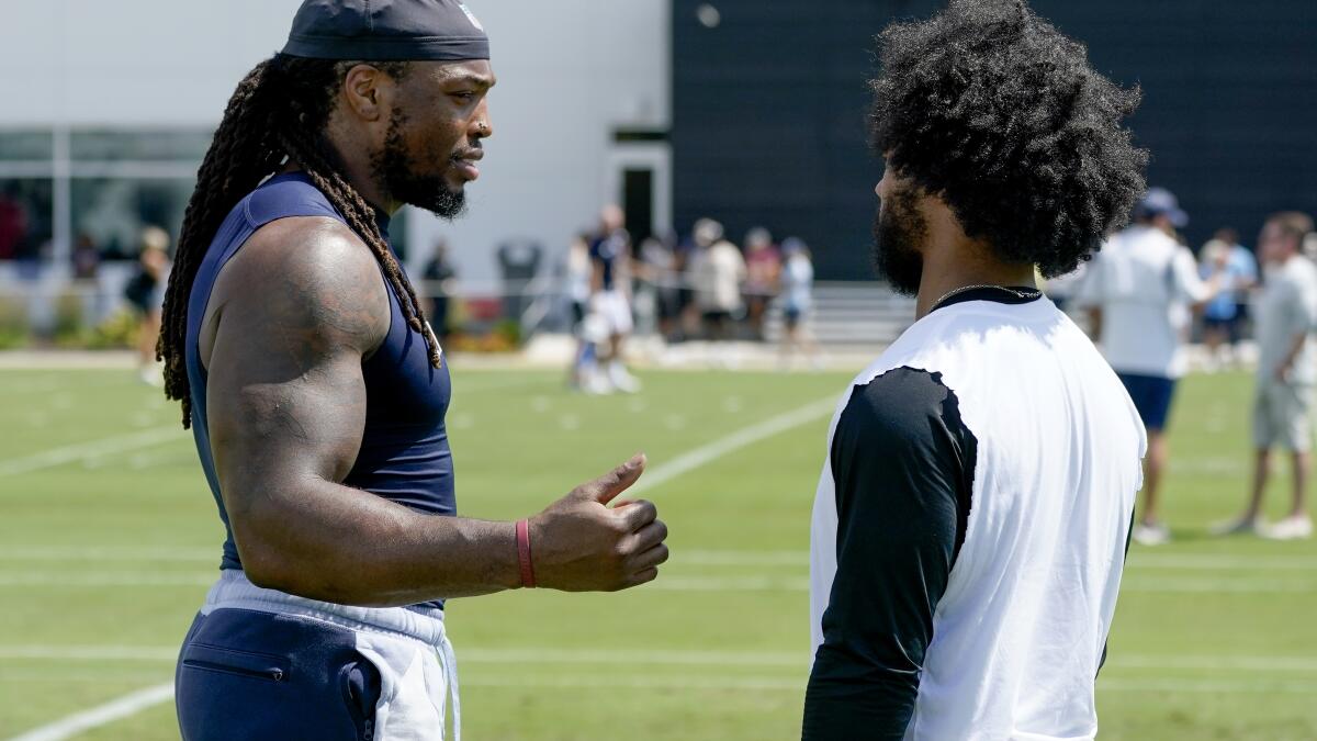 Heading Into Year 6, Titans RB Derrick Henry Motivated to Keep on Trucking