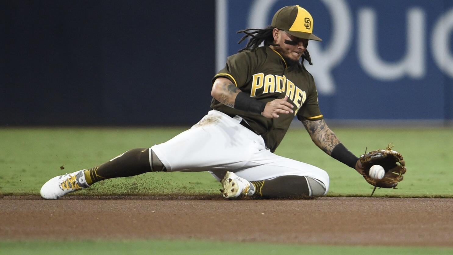 Brewers: Kolten Wong and Jackie Bradley Jr. Named Gold Glove Finalists