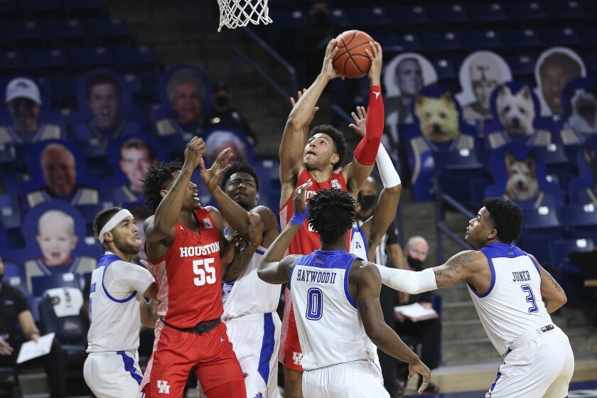 College basketball: Tulsa uses late free throws to edge No. 5 Houston College basketball: Tulsa uses late free throws to edge No. 5 Houston
