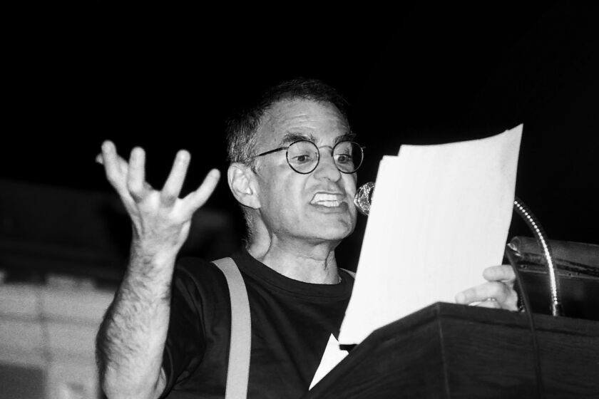 Larry Kramer speaking at a Boston Gay Town Meeting in June 1987.
